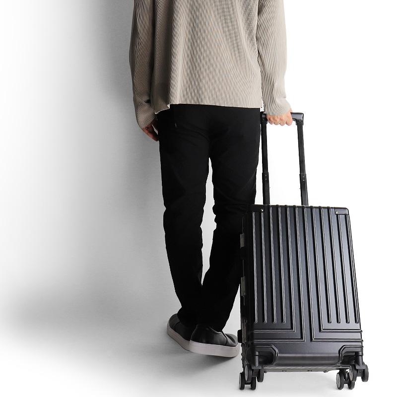 LANVIN en Bleu ブラックキャリーケース LANVIN en Bleu ランバンオンブルー スーツケース キャリー