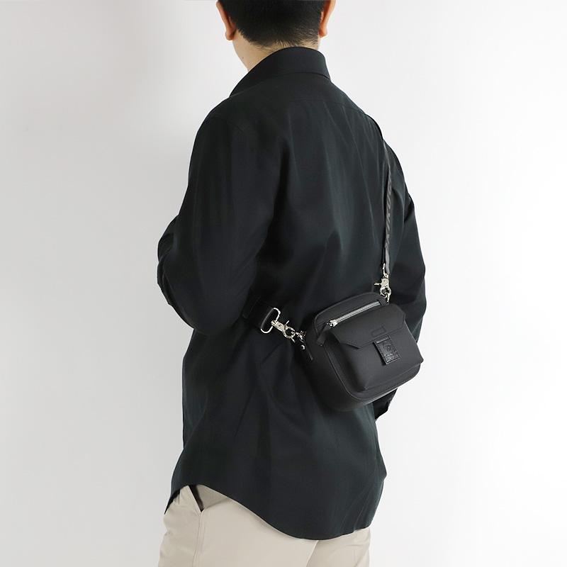 TAKEO KIKUCHI（タケオキクチ） ベルクロ2 ミニショルダーバッグ 斜め