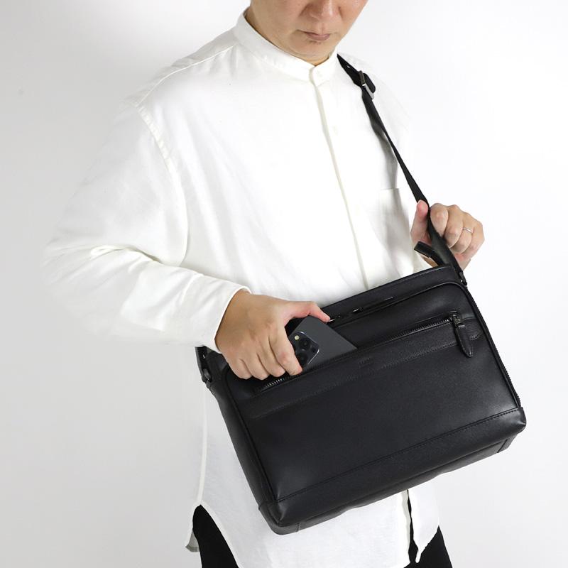 TAKEO KIKUCHI（タケオキクチ） ニュース ショルダーバッグ 斜め掛け