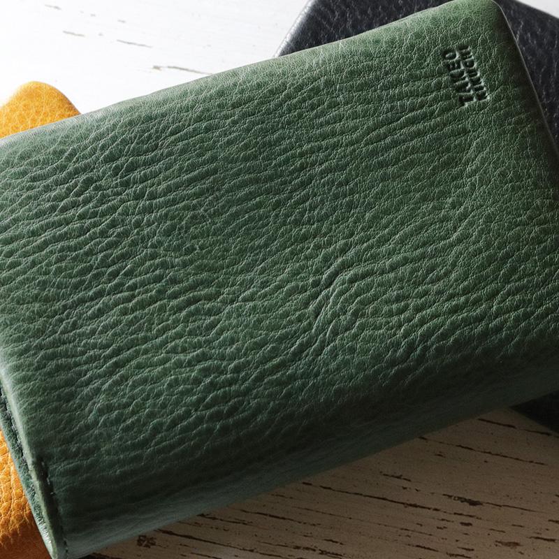 TAKEO KIKUCHI（タケオキクチ） ソフィア ミドルウォレット 二つ折り