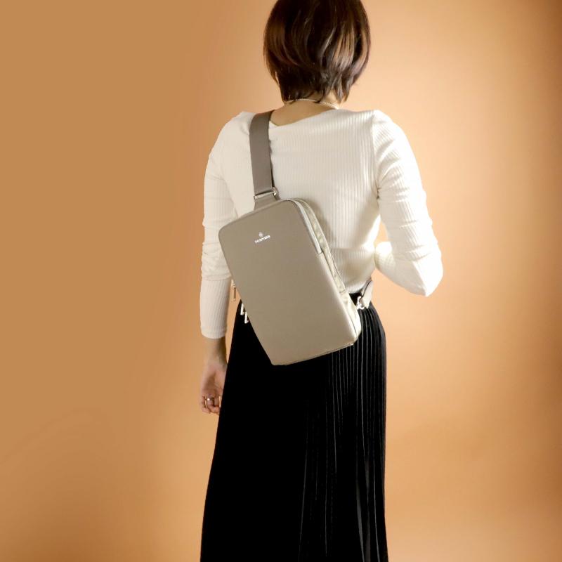 DRESSTERIOR（ドレステリア） ボディバッグ チャールズ ワンショルダー