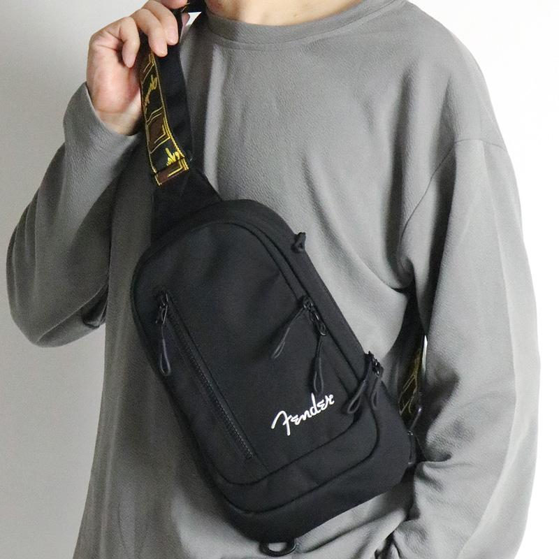 Fender（フェンダー） ショルダーバッグ 斜め掛けバッグ B5 丈夫 軽量