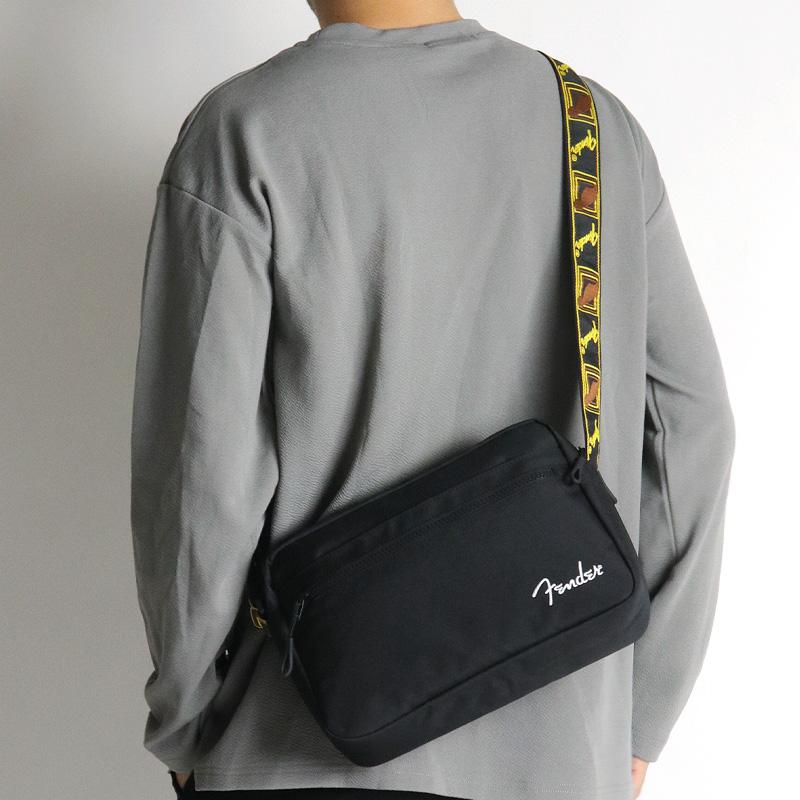Fender（フェンダー） ショルダーバッグ 斜め掛けバッグ B5 丈夫 軽量