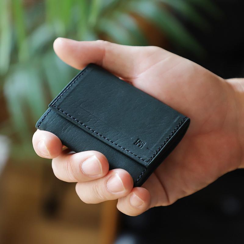 GANNI コインケース 新品 GANNI FUNNY HEART ZIPPED COIN PURSE - メルカリ