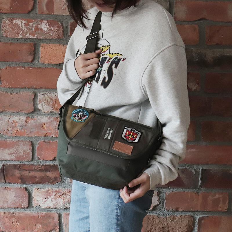 EAGLE （イーグル）　ミリタリー バッグ AVIREX 限定品 アヴィレックス EAGLE イーグル TOP GUN トップ