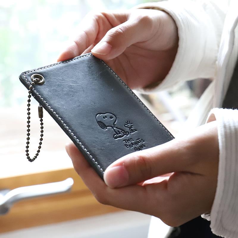 SNOOPY スヌーピー パスケース カードケース 定期入れ 牛革 本革 革