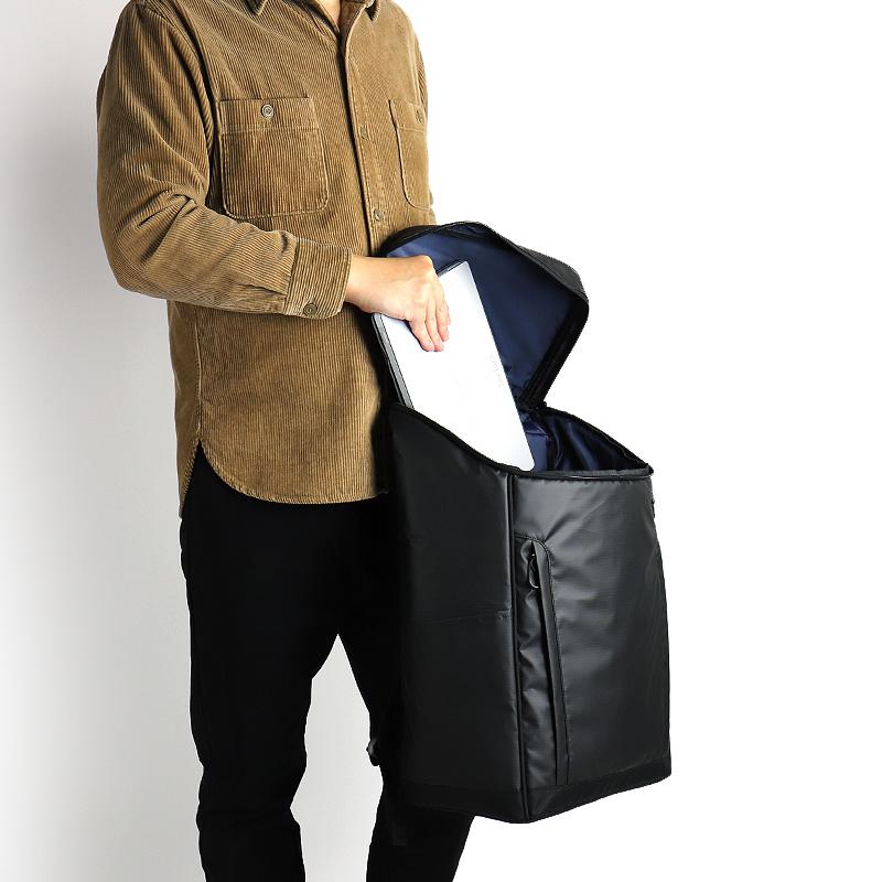 PUMA（プーマ） デイパック スクエアリュック リュックサック バック