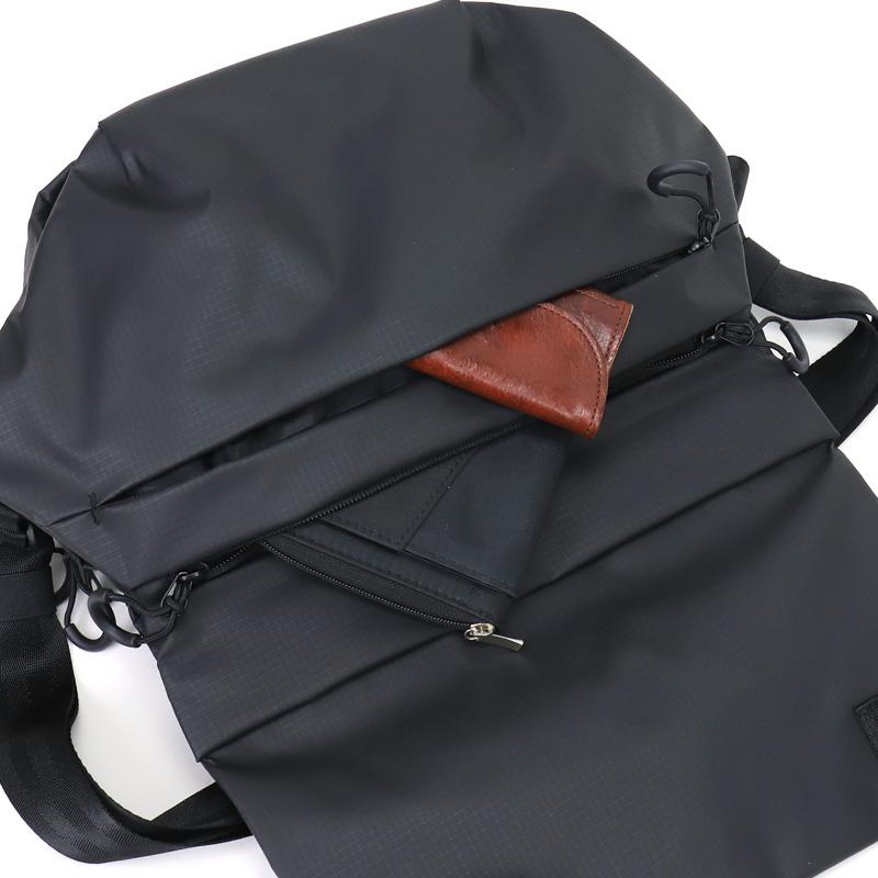 MICHAEL LINNELL（マイケルリンネル） ボディバッグ 斜め掛けバッグ