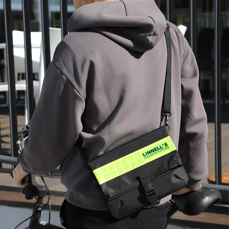 MICHAEL LINNELL（マイケルリンネル） サコッシュ ミニショルダー