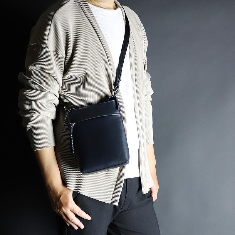 専用♡美品◇DIESEL【本革：羊革/PIRITE PC◇ショルダーバッグ】 専用