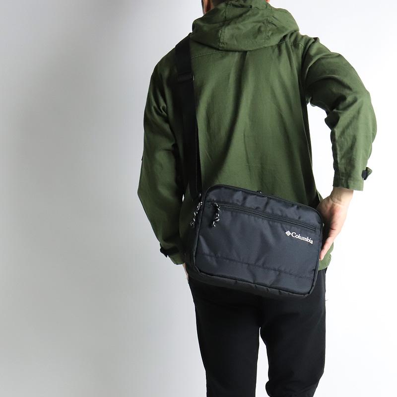 ブラックショルダーバッグ Columbia（コロンビア） ショルダーバッグ 斜め掛けバッグ ショルダー