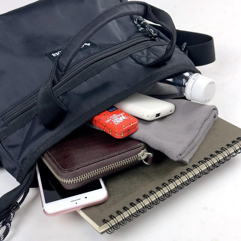 Columbia（コロンビア） ミニショルダーバッグ 斜め掛けバッグ