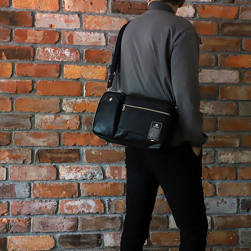 MADDEN EQUIPMENT（メデン イクイップメント） ショルダーバッグ