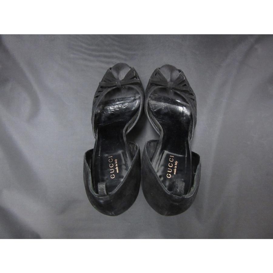 Gucci スタッズ付きサンダル GUCCI スタッズ付きベロアサンダルsize36