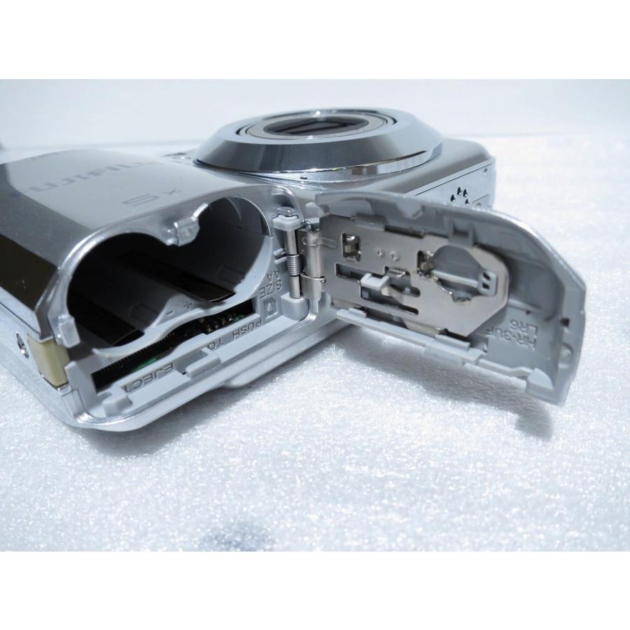 フジフィルム FUJIFILM コンパクトデジタルカメラ FinePix AX300