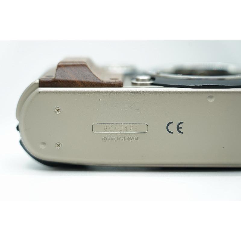 フジフィルム FUJIFILM デュアルフォーマットレンジファインダーカメラ