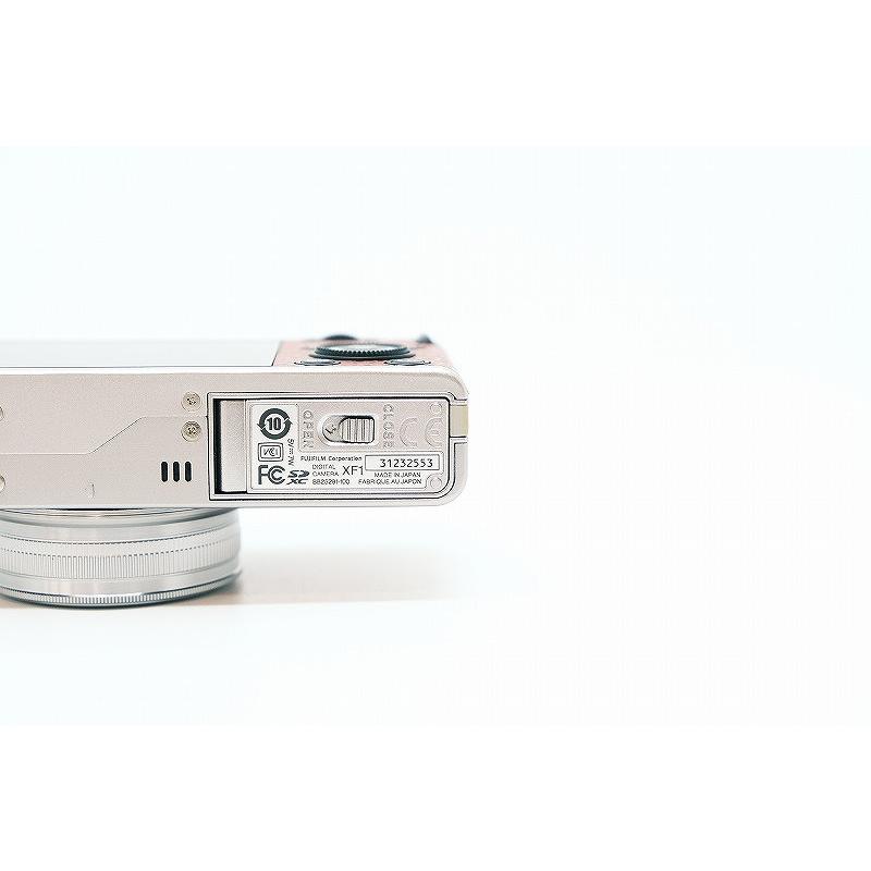 フジフィルム FUJIFILM コンパクトデジタルカメラ レッド XF1