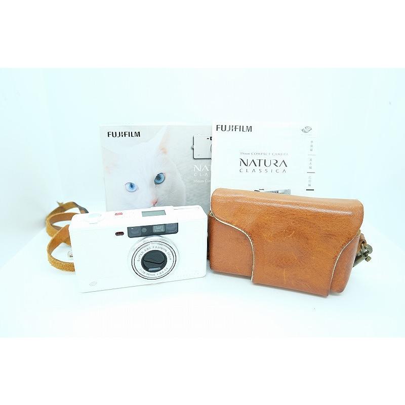 FUJIFILM NATURA CLASSICA コンパクトカメラ　ホワイト フジフィルム FUJIFILM コンパクトフィルムカメラ ホワイト