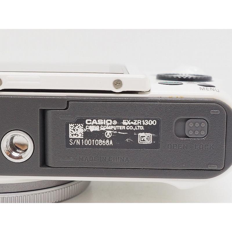 カシオ CASIO コンパクトデジタルカメラ ホワイト HIGH SPEED EXILIM