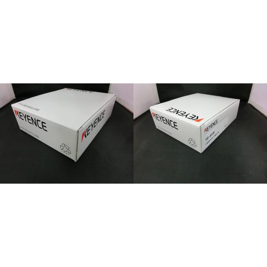 配管に挟み込むクランプオン式流量センサー、電源ケーブルセット