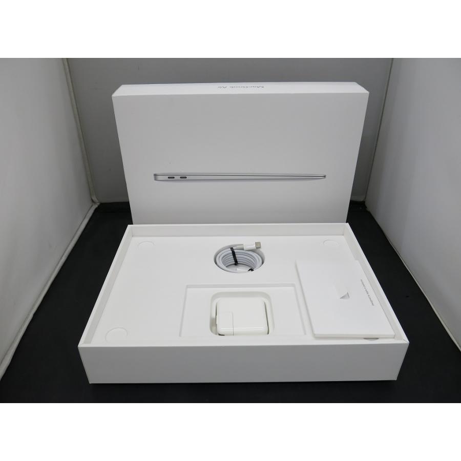 アップル Apple MacBook Air Retina 1600/13.3 MVFK2J/A Silver Mid