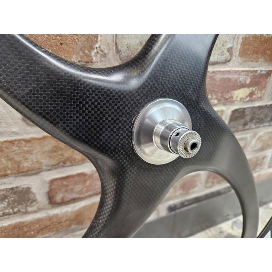 トーケン TOKEN カーボンバトン フロントホイール QUAD CARBON QT55