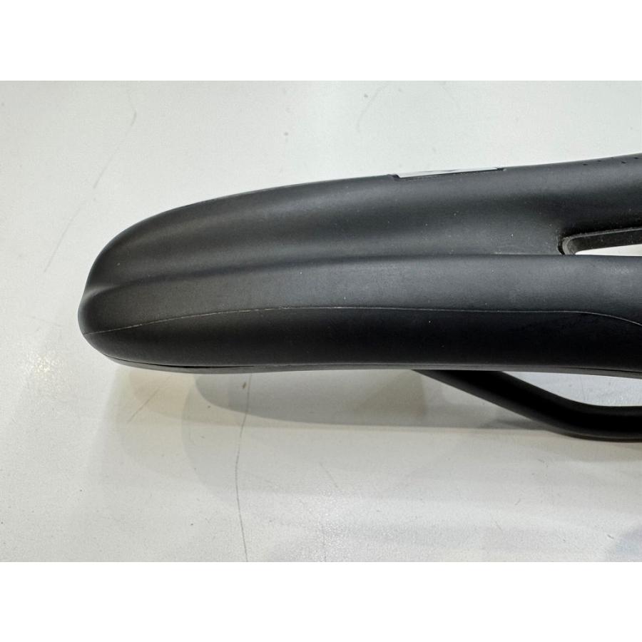 スペシャライズド SPECIALIZED サドル 143mm PHENOM【カウマン戸塚
