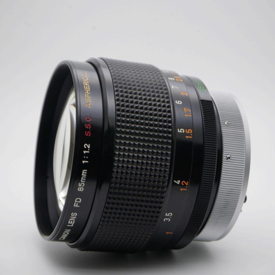 Canon レンズ　アスフェリカル FD 85mm f1.2 L Canon FD 85mm f/1.2 L Review