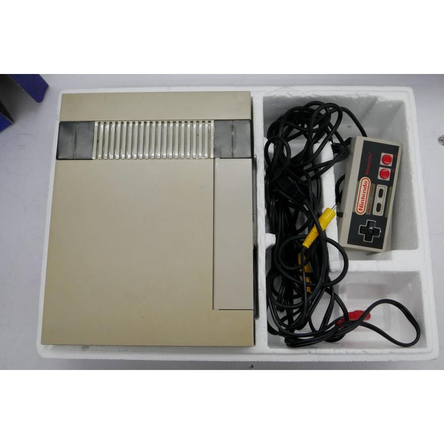 ニンテンドー Nintendo 北米版 ファミコン NINTENDO ENTERTAINMENT CONTROL DECK 1985 NES-001の画像