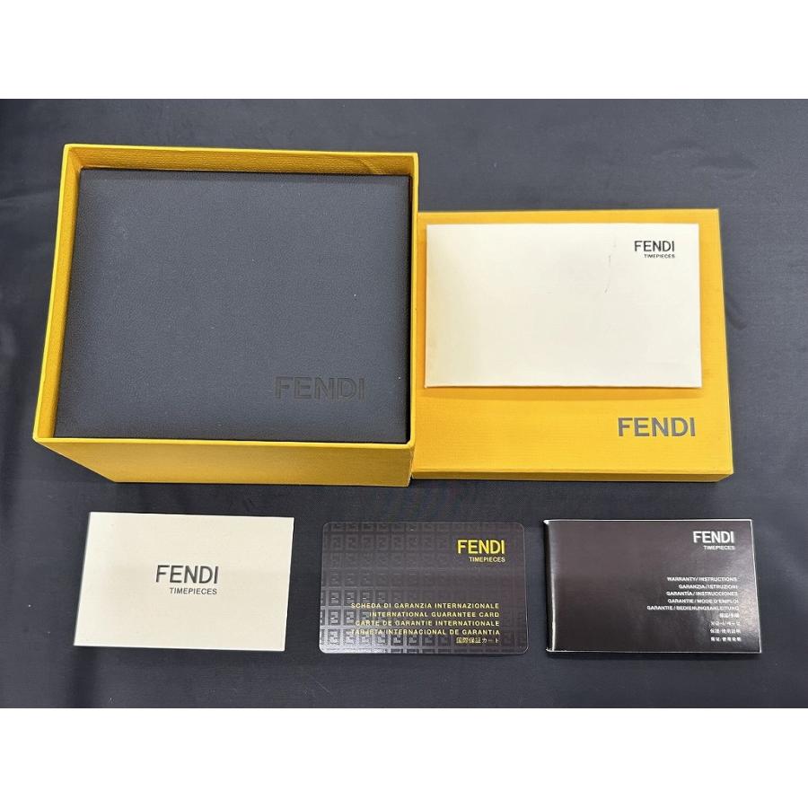 フェンディ FENDI ホワイトセラミックラウンドクロノグラフ フェンディ FENDI ホワイトセラミックラウンドクロノグラフ