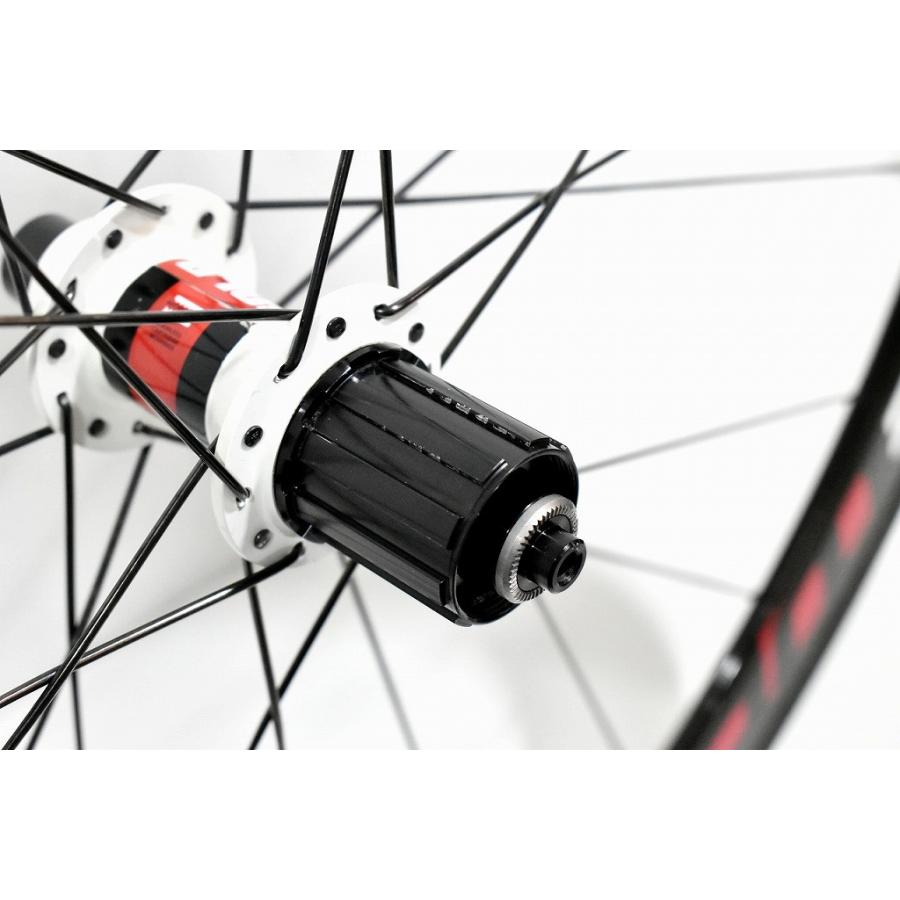 FFWD F4R カーボンホイール