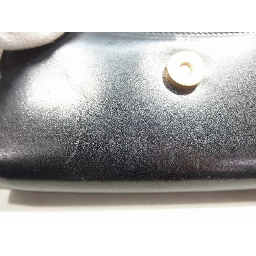 サルヴァトーレフェラガモ Salvatore Ferragamo チェーンショルダー