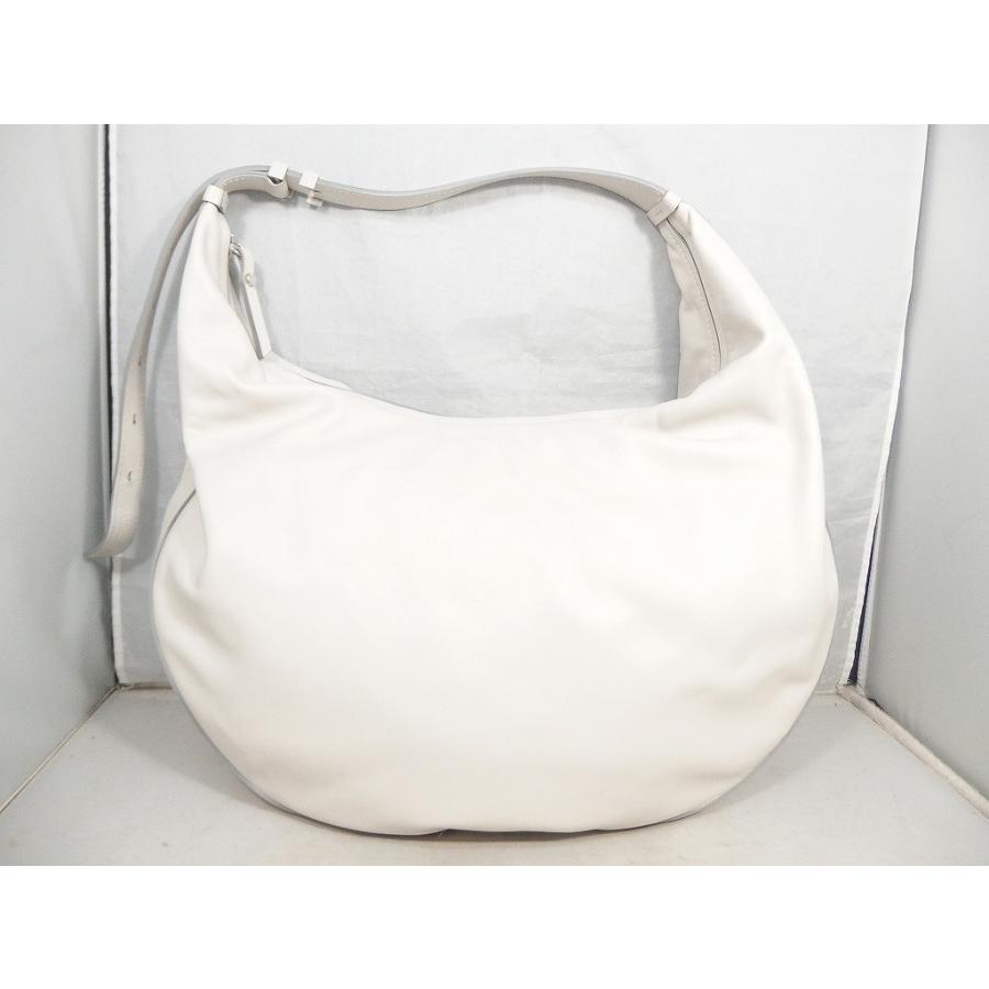 美品 IACUCCI イアクッチ ナイロン レザー ショルダーバッグ ホワイト イアクッチ IACUCCI ワンショルダーバッグ 白（オフホワイト
