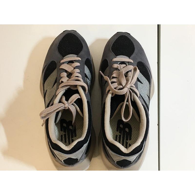 ニューバランス new balance 【並品】ワープドランナー サイズ：26.5 