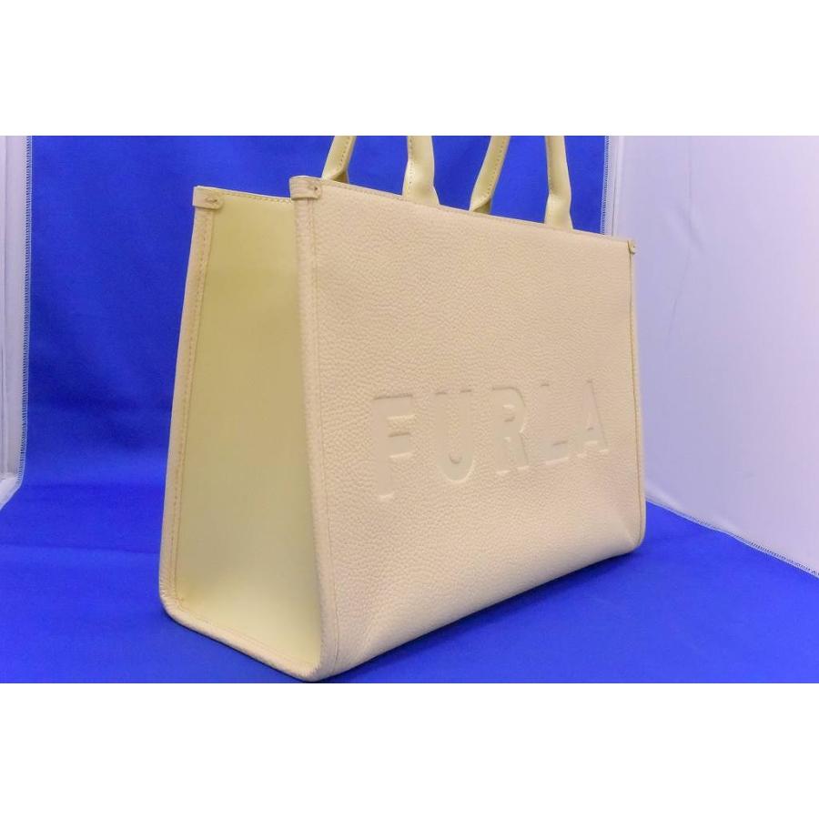 フルラ FURLA 女子力全開！上品で可愛いお洒落の魅力 NIOBE ロゴトート 