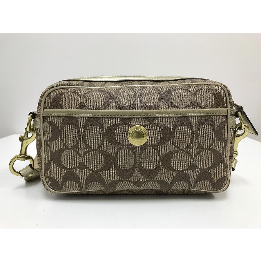 コーチ COACH 程よいきちんと感で魅せる!上品でエレガントな コーチ COACH 程よいきちんと感で魅せる!上品でエレガントな