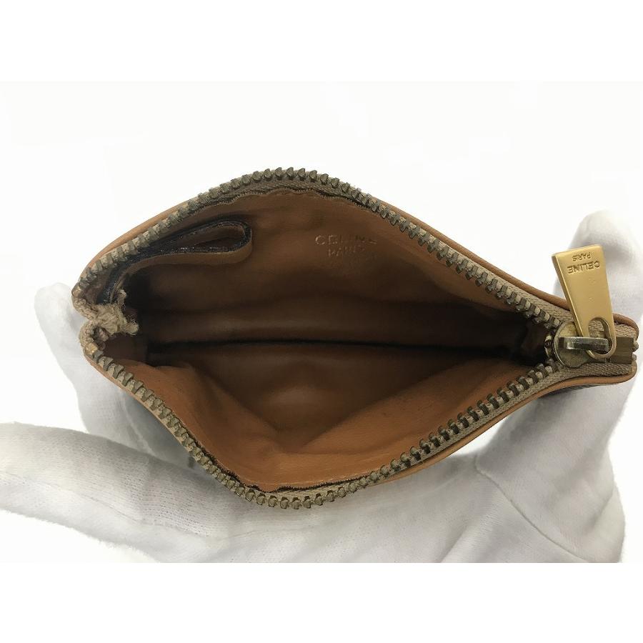 セリーヌ CELINE 圧倒的存在感で魅せる！上品でエレガントなお洒落の