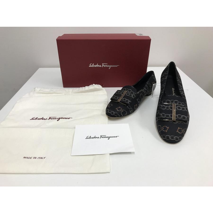 サルヴァトーレフェラガモ Salvatore Ferragamo 超美品 ガンチーニ