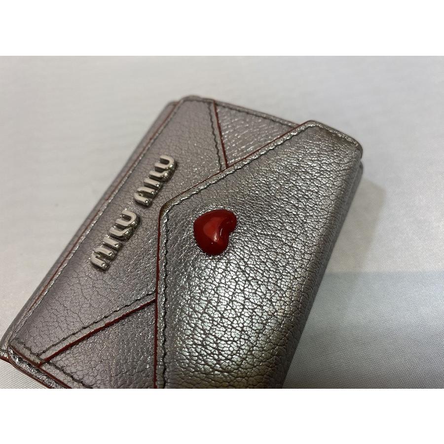 ミュウミュウ miumiu コンパクト 3つ折り レザー財布 シルバー