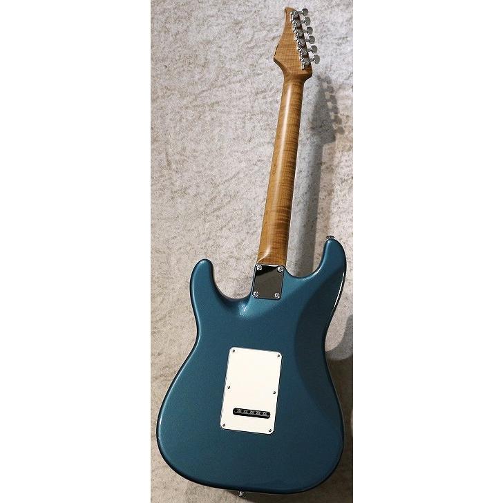 Suhr Classic S Antique Roasted Flame Maple Ocean Turquoise