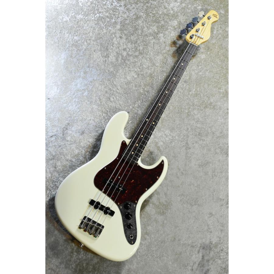 Black Smoker TRAD MASTER BETA-J4 -Vintage White /Light Aged