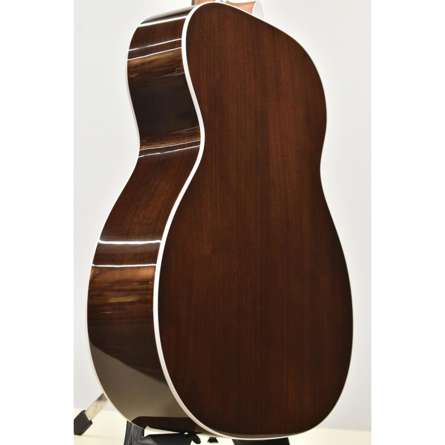 Martin 000-13E Retro Walnut 【スプルース×ウォルナット総単板】【エボニー指板\u0026ブリッジ】【エレアコ】【横浜店】の画像