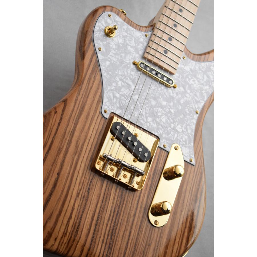 Zeus Custom Guitars 【謎のブランド