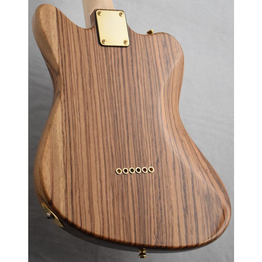 Zeus Custom Guitars 【謎のブランド