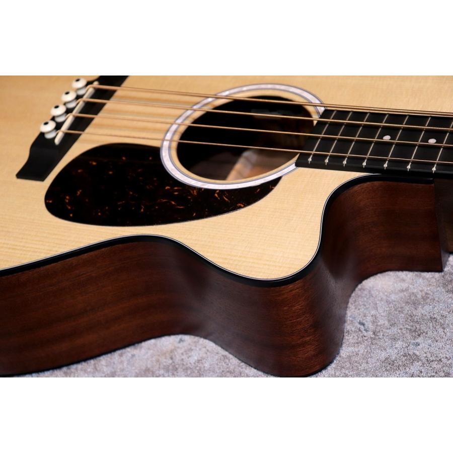 Martin 000CJR-10E BASS #2861654【少し小ぶりなエレアコベース】【オール単板】【美杢!】【池袋在庫品】の画像