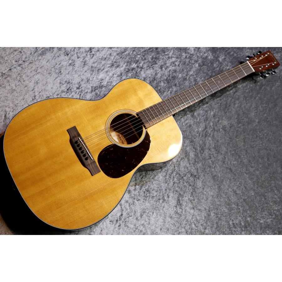 Martin 000E Retro Plus Mahogany #2979859【18Style / PU搭載】【2025年製】【池袋店在庫品】の画像