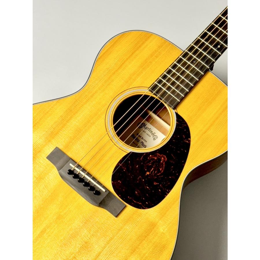 Martin 【2025NAMMモデル初入荷!】000E Retro Plus Mahogany #2998551【送料当社負担・分割無金利】【G-CLUB UMEDA】の画像