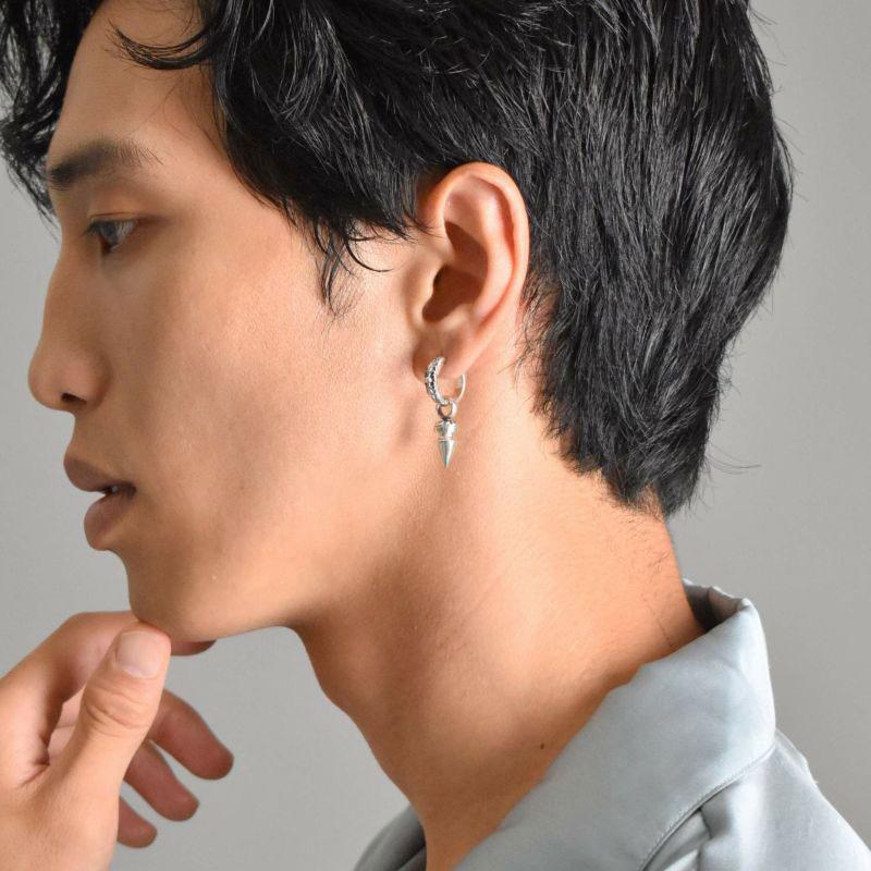 LION HEART（ライオンハート） クロッシングピアス スパイクドロップ