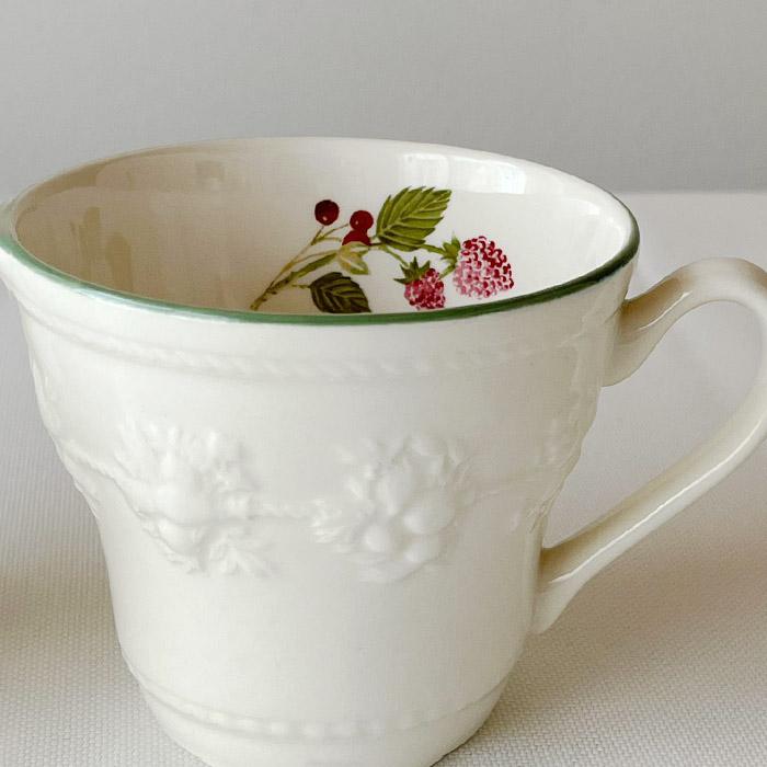 フェスティビティ ウェッジウッド ラズベリー マグ ペア 350ml 1054004