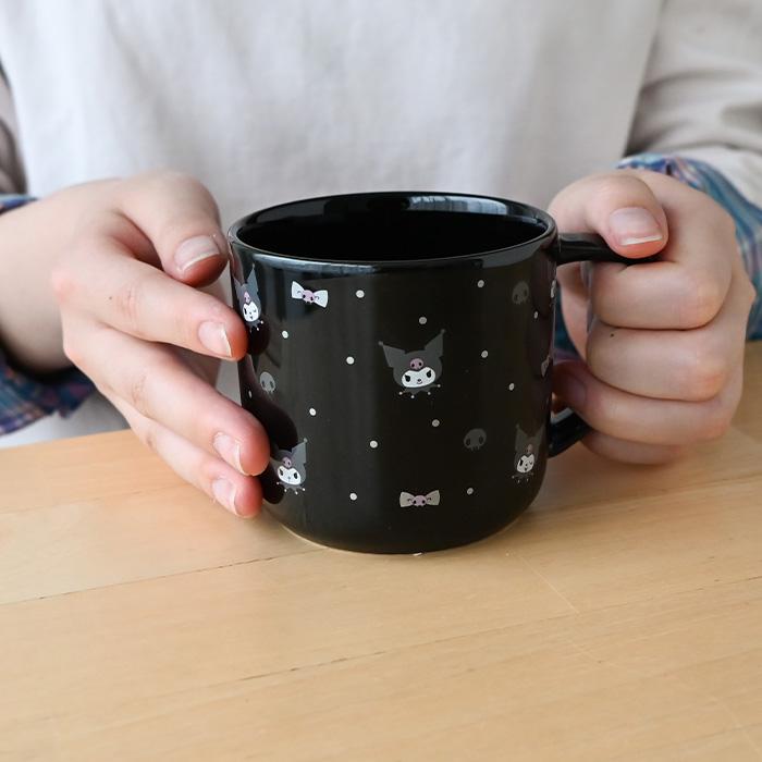 クロミちゃーん　黒い四角形の皿 楽天市場】クロミ 13.5プレート ドット ブラック 皿 食器 180648